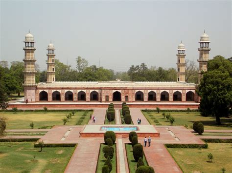 Top 20 Most Visited Historical Places of Lahore