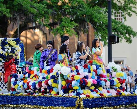 Combined parade launches Thomasville's Rose Festival on Friday