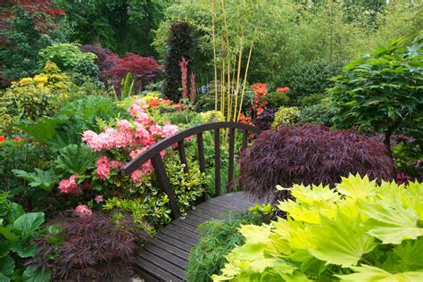 Drelis Gardens: Four Seasons Garden - The most beautiful home gardens ...