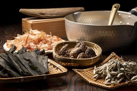 What Is Dashi? And How to Use It