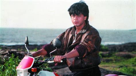 Here are 5 reasons you must watch Shah Rukh Khan’s debut film ’Deewana’