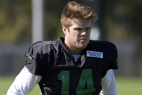 How Sam Darnold goes from beloved to feared