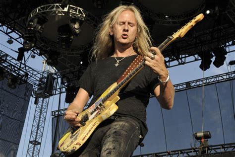 Jerry Cantrell Guitar Setup And Rig Rundown