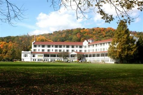 9 Best Poconos Family Resorts