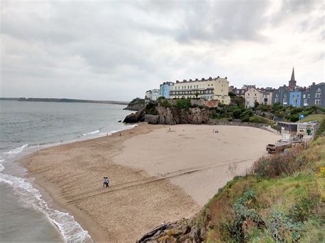 Tenby Castle Beach - Photo "Tenby Castle Beach" :: British Beaches