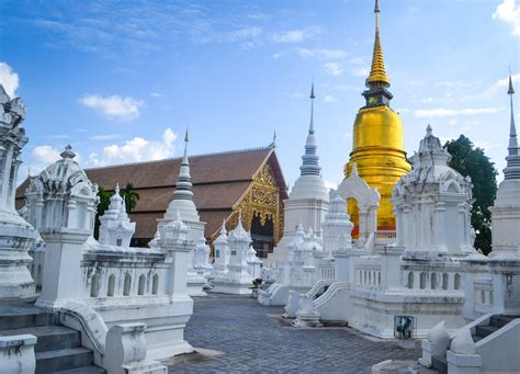 The Best Temples in Chiang Mai Old City Tour (The Nine Temple Tour)