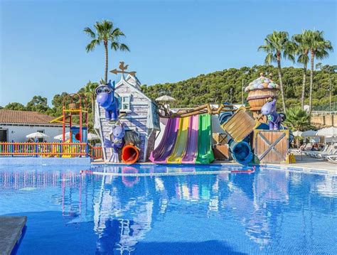 50 BEST Baby and Toddler Friendly Places To Stay Majorca | Splash park ...