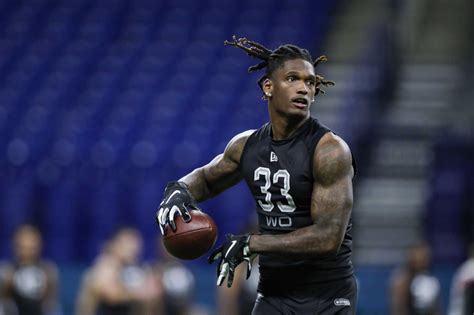 Oklahoma's CeeDee Lamb puts on a show at NFL combine