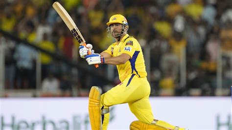 MS Dhoni joins Gayle, AB, Kohli in magnificent IPL list after mammoth ...