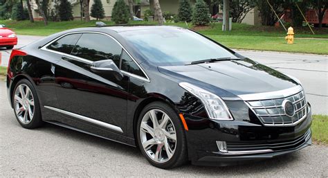 File:2014 Cadillac ELR trimmed.jpg - 维基百科，自由的百科全书