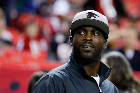 Michael Vick will be honored with retirement ceremony from the Falcons ...