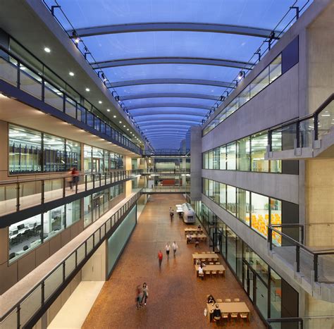 Gallery of New Campus for University of the Arts London / Stanton ...