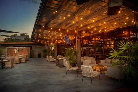 Photos - Bank Street Patio Bar & Grill - Downtown Ocala