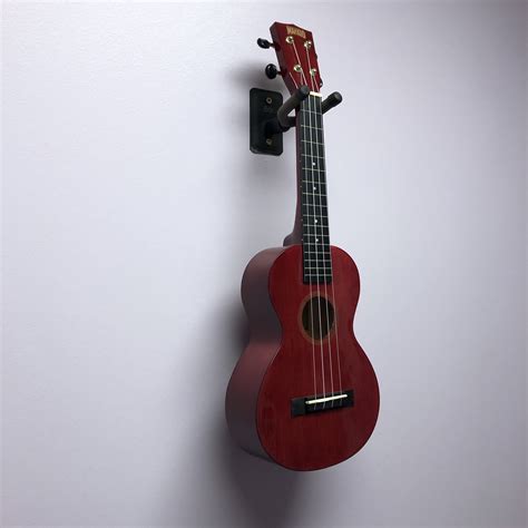 Mahalo Concert Ukulele - trans red - Notasium Music Store