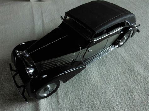 Franklin Mint - 1:24 - Maybach Zeppelin 1939 - V12 - Catawiki