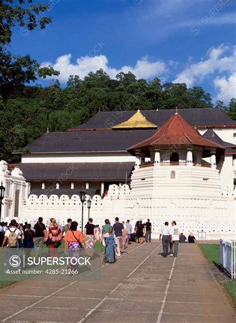 Kandy, Temple of the Tooth - SuperStock