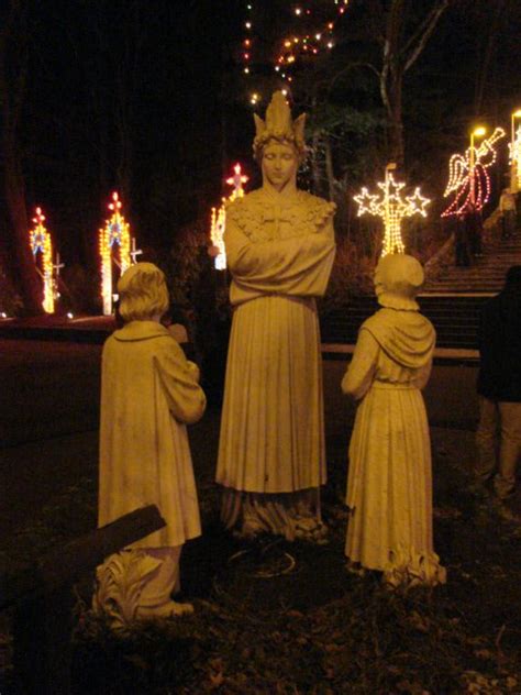 The Christmas Lights Of La Salette Shrine | Sma' Talk Wi' T