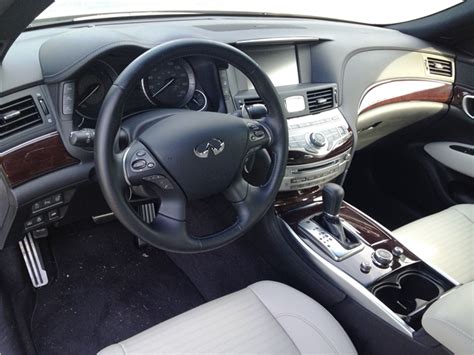 2013 Infiniti M: 43 Interior Photos | U.S. News