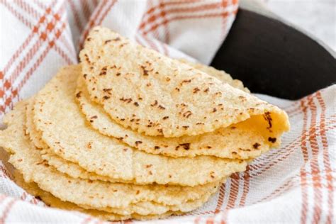 Best Keto Tortillas (only 0.6 g carbs!)