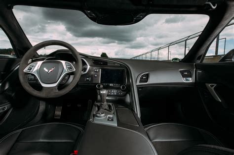 Chevrolet Corvette C7 2014-2019 interior | Autocar