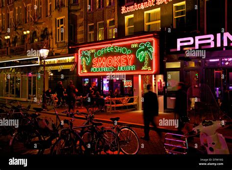 Amsterdam nightlife hi-res stock photography and images - Alamy