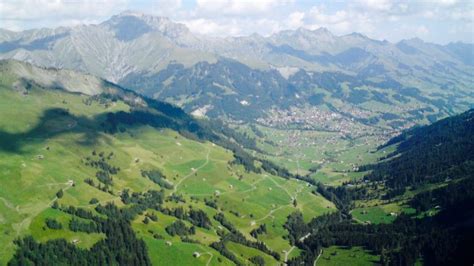 5 Myths about Switzerland Dispelled » The Traveloid