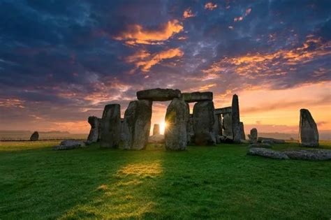 How to travel to see the Summer Solstice at Stonehenge - Dorset Live