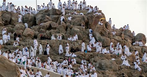 The Majestic Mountain of Arafat » Iqra Online