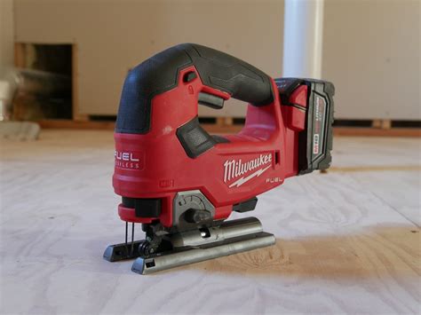 Milwaukee Cordless Jig Saw Review - Tools in Action