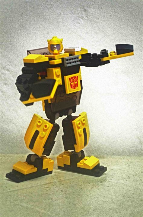 The Maximum Hobbyist : TOY REVIEW: KRE-O TRANSFORMERS: BUMBLEBEE (BASIC ...