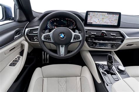 2023 BMW 5 Series Interior Pictures