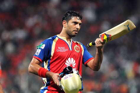 Delhi Daredevil Buy Yuvraj Singh At IPL 2015 Auction