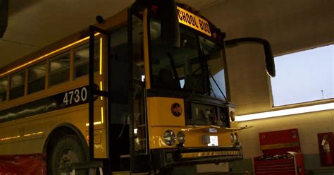 School Bus Mechanic: Thomas Buses-HDX Electrical System Repair