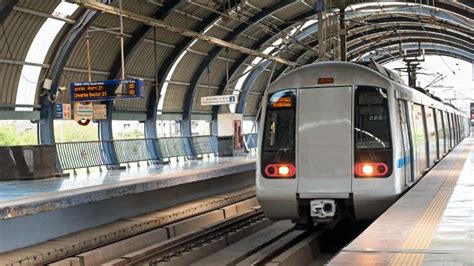 A Beginner’s Guide to the Delhi Metro | Intrepid Travel Blog