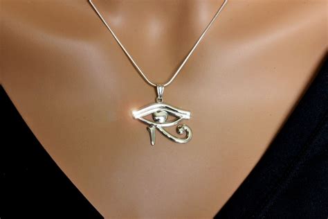 Eye of Horus Pendant for Protection – Imaginarius