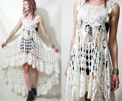 Crochet Dress VINTAGE LACE White Fishtail/Train Bohemian