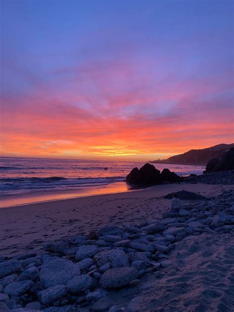 malibu sunset | Malibu sunset, Malibu california beach, Water sunset