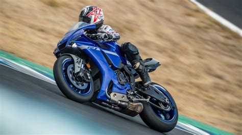 How Yamaha's Iconic YZF-R1 Changed the Superbike Game for Good