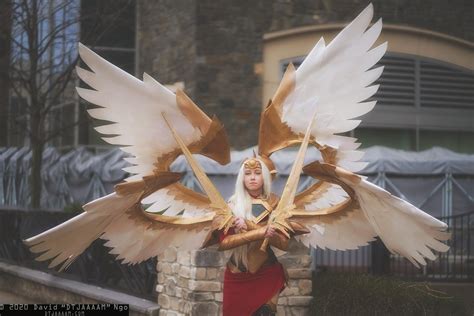 League Of Legends Kayle Cosplay