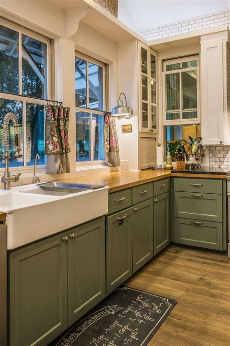 Olive Green Kitchen, Sage Kitchen, Green Kitchen Cabinets, Kitchen ...