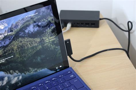 Video: A quick look at the Microsoft Surface Dock – TheDigitalLifestyle.com