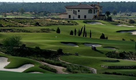 Bella Collina – Gryphon Golf and Ski