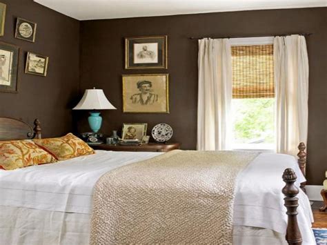 Brown Walls In Bedroom: A Warm And Cozy Retreat – HomeDecorish