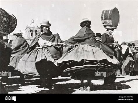 Indigenous dancers performing the traditional Huayno folk dance in Peru ...