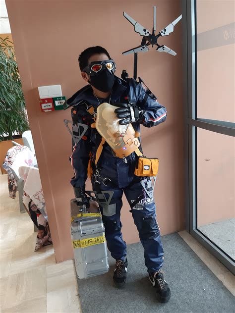 An amazing Sam cosplay spotted in France : r/DeathStranding