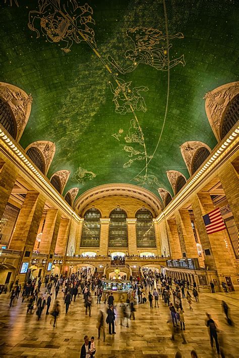 Grand Central Station Ceiling / What Is That Spot on the Ceiling of ...