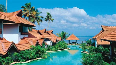 Backwaters Of Kerala Resorts