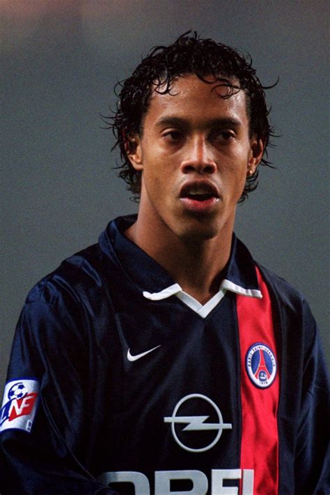 Ronaldinho jugando para PSG. | Fotos de fútbol, Fotos de ronaldinho ...