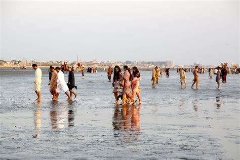 Asia Album: Beautiful beach view in Pakistan-Xinhua