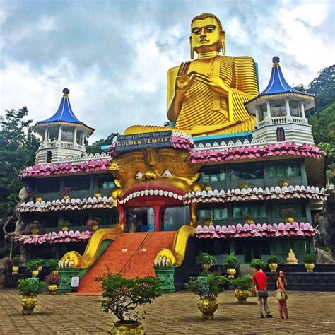 Temples of Sri Lanka: Colombo, Kandy, Polonnaruwa, Dambulla and more